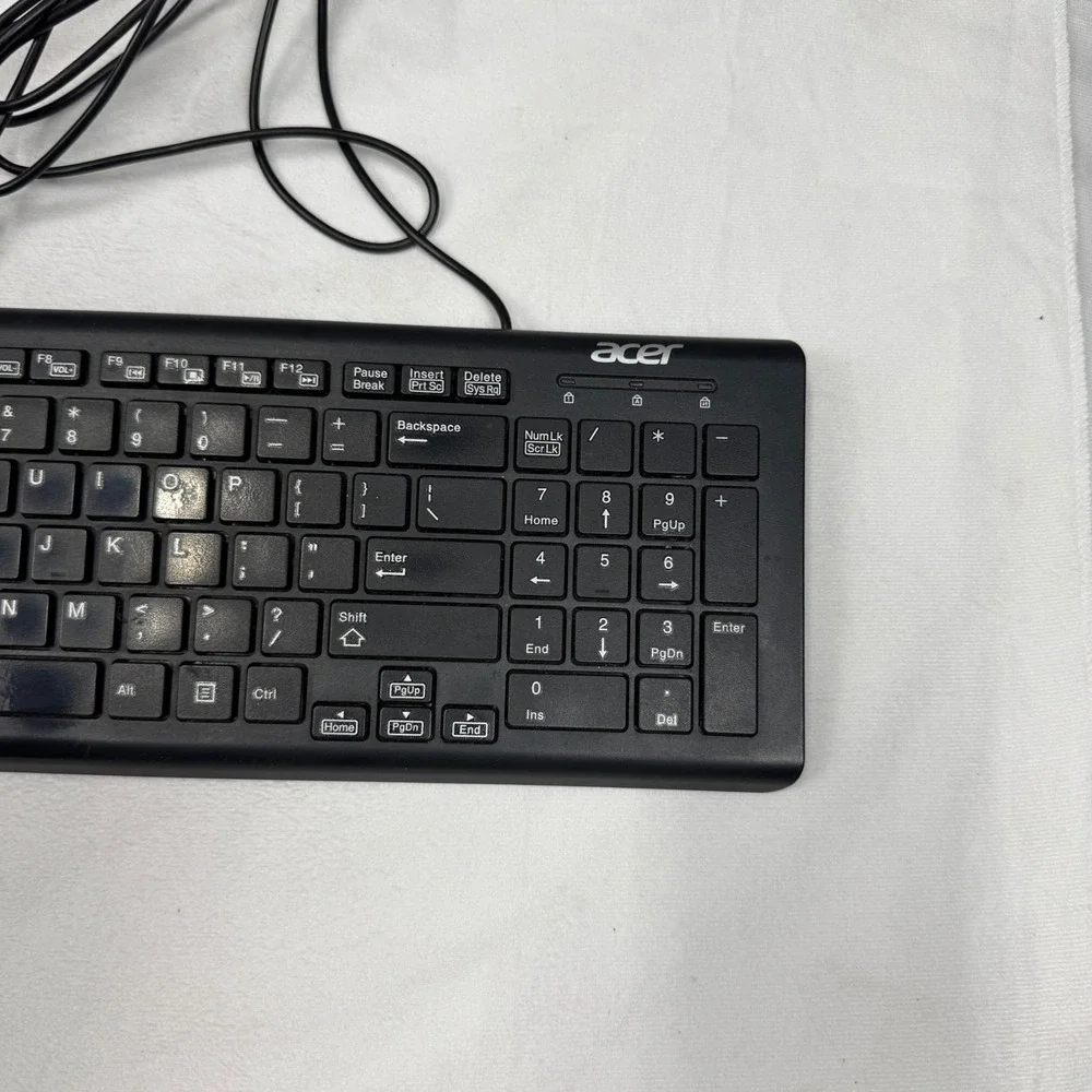 Acer SK-9626 Wired USB Keyboard Black Slim Low Profile with Number Pad